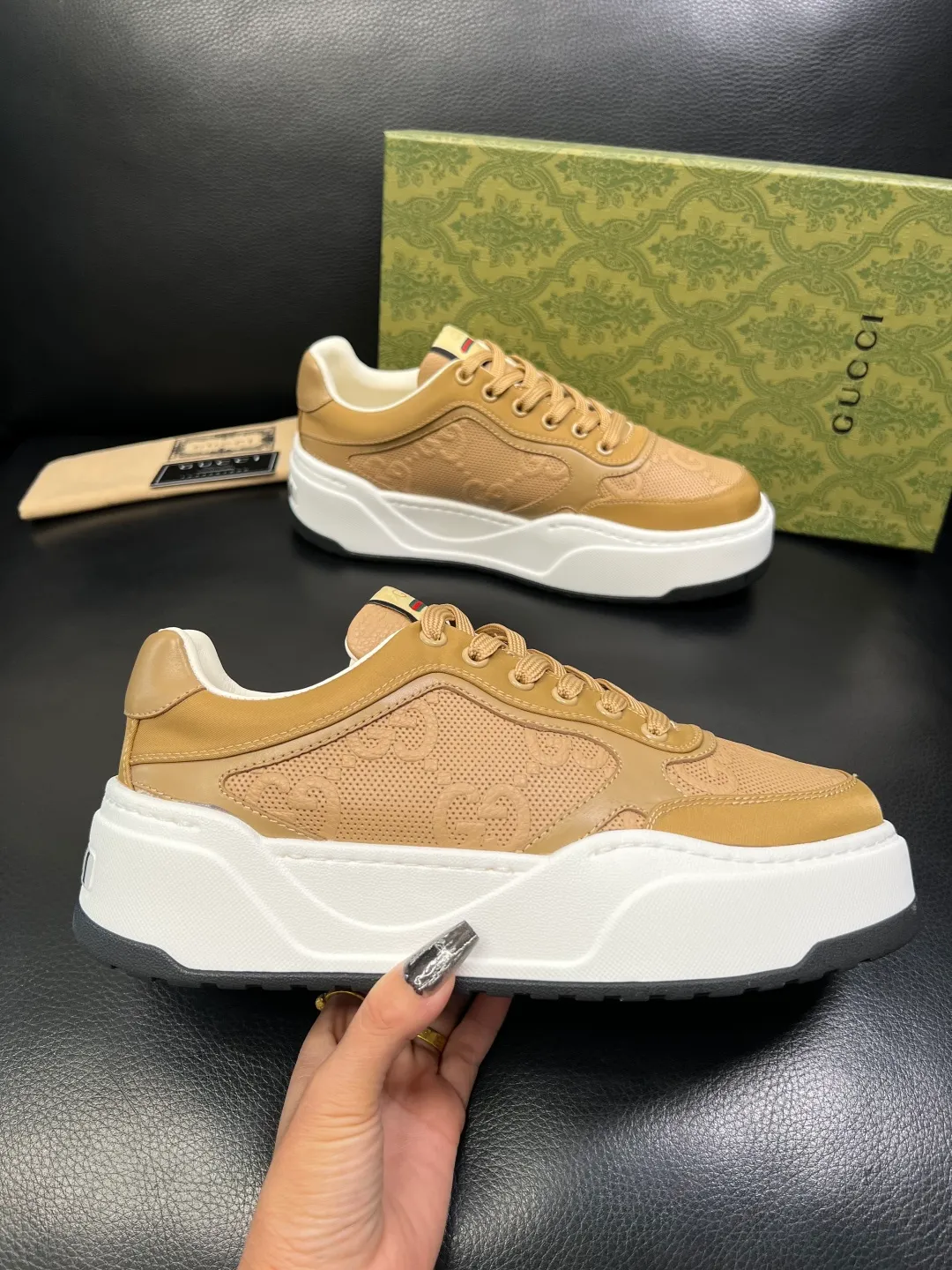 Men's shoes 💰840 Gucci high quality top crafts Gucci counter new original factory configuration, imported cowhide fabric from Italy, imported cowhide lining, breathable and comfortable, sole: original factory special supply original sole super comfortable, original factory and single goods, welcome to compare, code number 38-44 (customized 45 46)